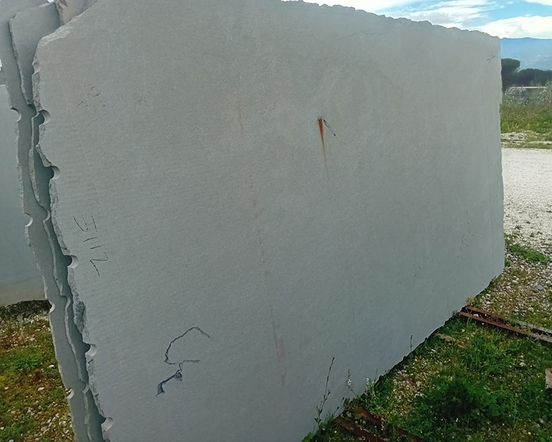 Lastre di Pietra Serena